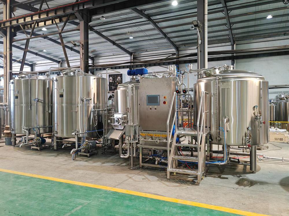 1800L brewery equipment to Italy